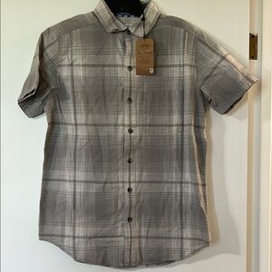 Gray Casual Button Down Shirt with Classic Plaid Design